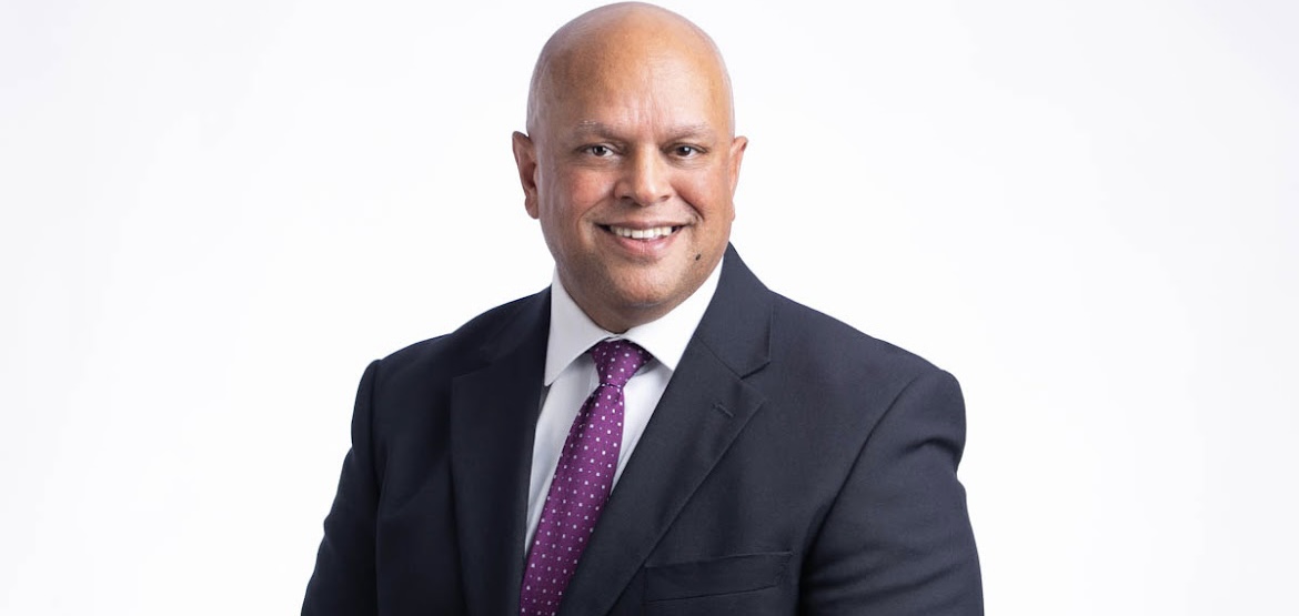 Working with the Industry - Minister of Tourism Meets Hotel Property Managers