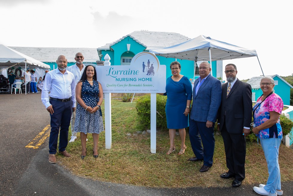 Government Ministers attended Lorraine Nursing Home's 60th Anniversary and Renaming Ceremony