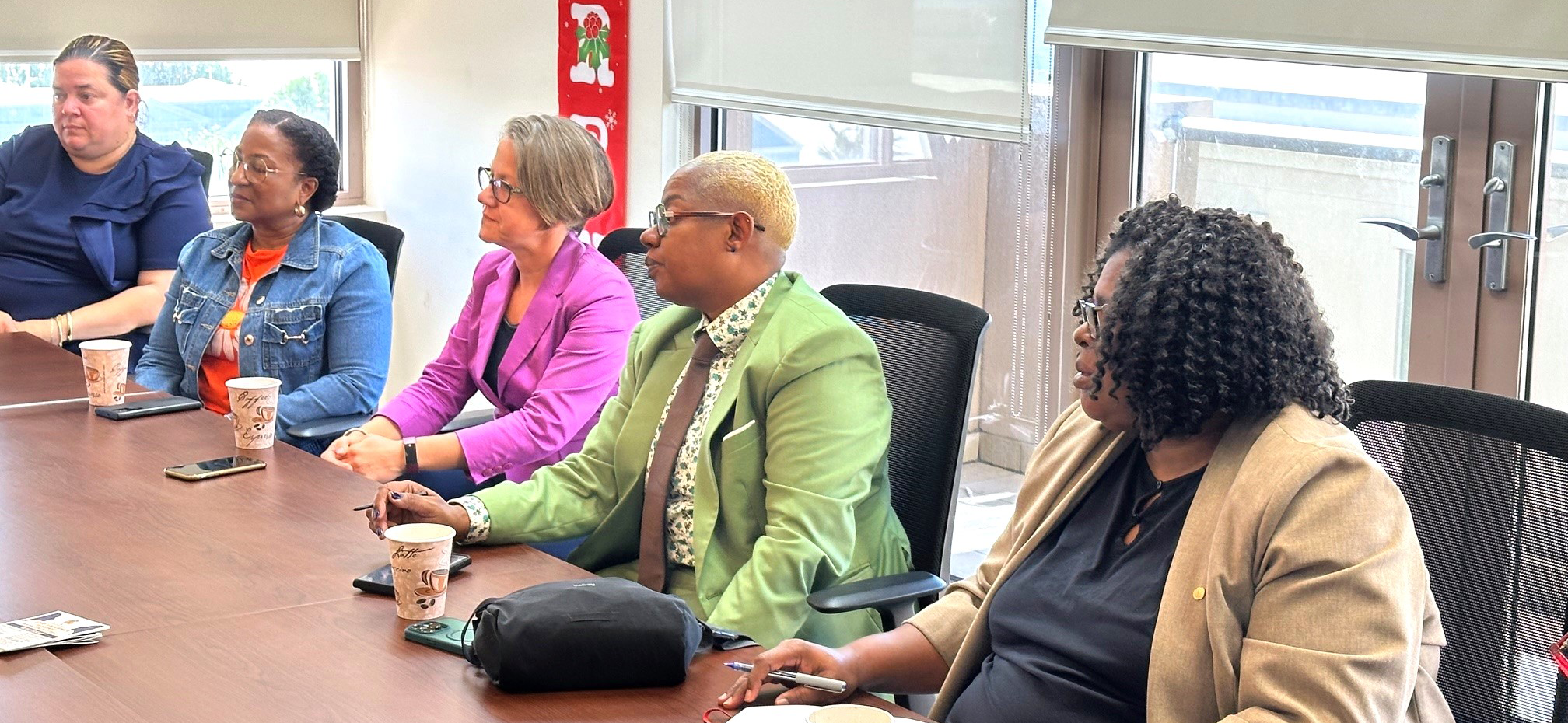 Women Unite for Roundtable Discussion