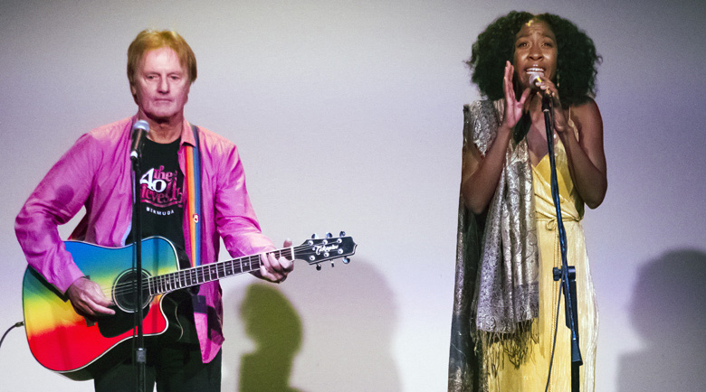 Singer Kassie Caines entertains the audience alongside guitarist/entertainer Tony Brannon